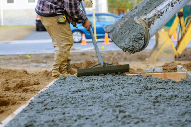 Best Concrete Pool Decks in Dexter, NM